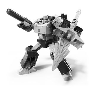 [Transformers: Generations: War For Cybertron: Action Figure: Megatron Earth (Product Image)]