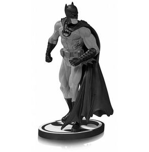[Batman: Black & White: Statue: By Gary Frank (Product Image)]