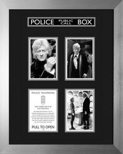 [Doctor Who: 50th Anniversary: Deluxe Framed Print: 3rd Doctor (Limited Edition) (Product Image)]