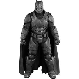 [Batman v Superman: Dawn Of Justice: Hot Toys Deluxe Action Figure: Armoured Batman (Product Image)]