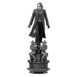 [Batman: The Dark Knight: Art Scale Statue: The Joker (Product Image)]