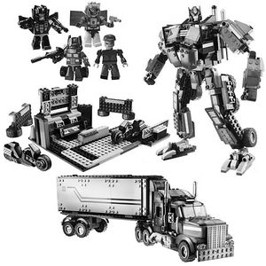 [Transformers: KRE-O Construction Set: Optimus Prime (Product Image)]