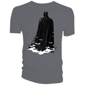 [The Batman: Movie Collection: T-Shirt: Heroic Bats (Product Image)]