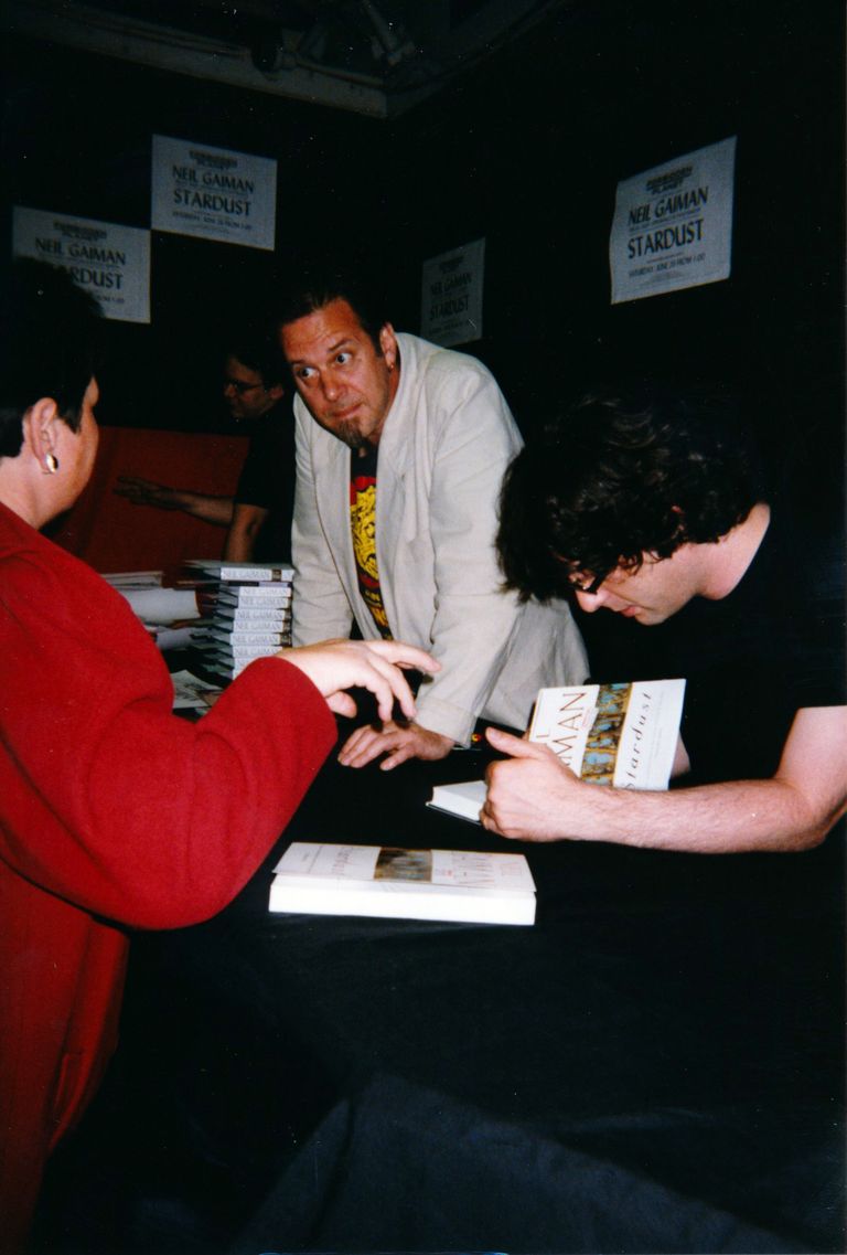 Neil Gaiman and Dave McKean Signing