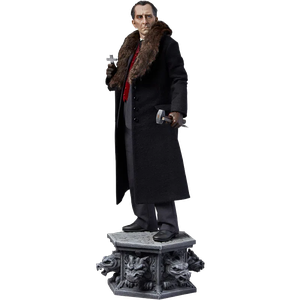 [Hammer Horror: Premium Format Statue: Van Helsing (Product Image)]