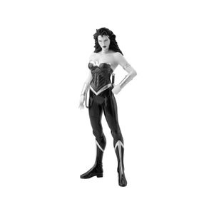 [DC: Kotobukiya ArtFX Statue: New 52 Wonder Woman (Product Image)]