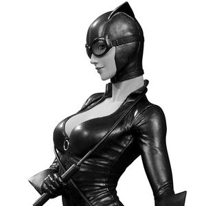 [DC Comics: Cover Girls: Statue: Catwoman (Product Image)]