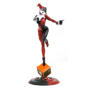 [DC Gallery PVC Statue: Classic Harley Quinn (Product Image)]