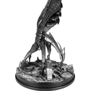 [Mass Effect: Statue: Sovereign Reaper (Product Image)]