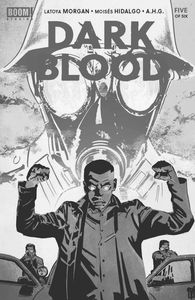 [Dark Blood #5 (Cover A De Landro) (Product Image)]