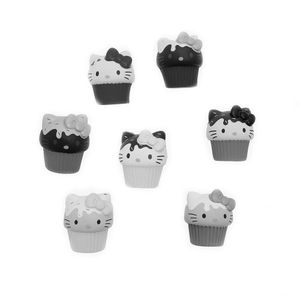 [Hello Kitty: Squishme Toy: Cupcake (Product Image)]