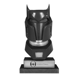 [Batman: Knightfall: DC Gallery Statue: Batman Cowl (Product Image)]