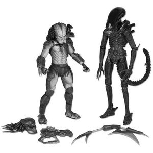 [Aliens Vs Predator: Action Figure 2 Pack With Mini Comic (Product Image)]