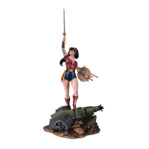 [DC Comics Bombshells: Deluxe Statues: Wonder Woman (Product Image)]
