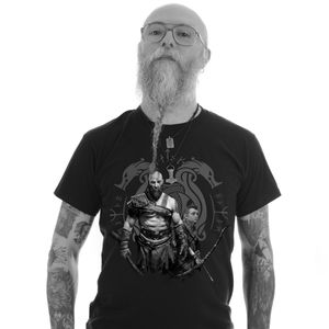 [God Of War: T-Shirt: Kratos & Atreus (Product Image)]