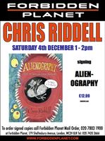 [Chris Riddell Signing Alienography (Product Image)]