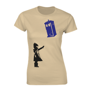 [Doctor Who: Women's Fit T-Shirt: TARDIS Graffiti (Product Image)]