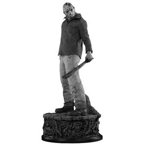 [Friday The 13th: Legend Of Crystal Lake: Premium Format Figure: Jason Voorhees (Product Image)]