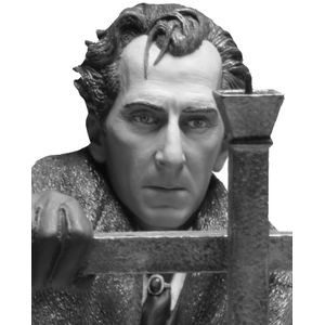 [Hammer Horror: Masterpiece Collection Maxi Bust: Van Helsing (Product Image)]