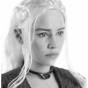 [Game Of Thrones: Deluxe Action Figure: Daenerys Targaryen (Product Image)]