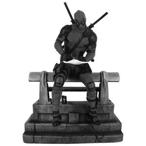 [Marvel: Premier Collection Statue: Deadpool (Movie) (Product Image)]