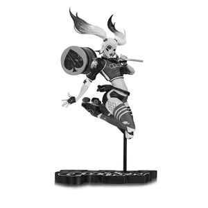 [DC Statue: Harley Quinn Red, White & Black By Babs Tarr (Product Image)]