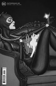 [Catwoman #40 (Cover B Jenny Frison Card Stock Variant) (Product Image)]