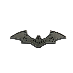 [The Batman: Pin Badge: Batarang (Product Image)]