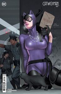 [Catwoman #63 (Cover B Inhyuk Lee Card Stock Variant) (Product Image)]