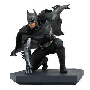 [DC: Gallery PVC Statue: Injustice 2 Batman (Product Image)]