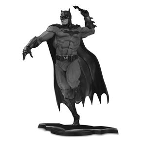 [DC Core Statue: Batman (Product Image)]