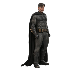 [Batman V Superman: Dawn Of Justice: Hot Toys 1/6 Scale Action Figure: Batman 2.0 (Product Image)]