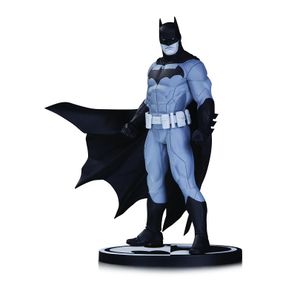 [DC: Statue: Black & White Batman By Jason Fabok (Product Image)]