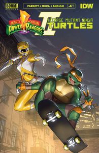 [Mighty Morphin Power Rangers/Teenage Mutant Ninja Turtles II #4 (Cover E Cardstock Variant Clarke) (Product Image)]