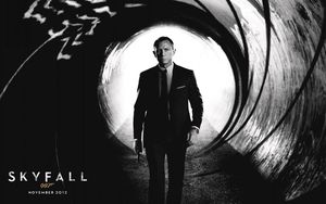 [007 Magazine Presents Skyfall (Product Image)]