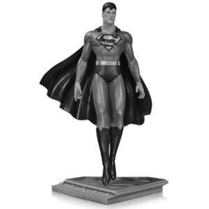 [Superman: The Man Of Steel: Statue: Superman By Moebius (Product Image)]