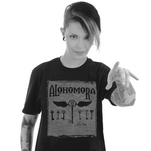 [Harry Potter: T-Shirt: Alohomora (Product Image)]