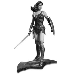 [DC: Batman V Superman: Dawn Of justice: Statue: Wonder Woman (Product Image)]