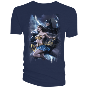 [Wonder Woman: T-Shirt: Wonder Woman & Batman By Artgerm (Product Image)]